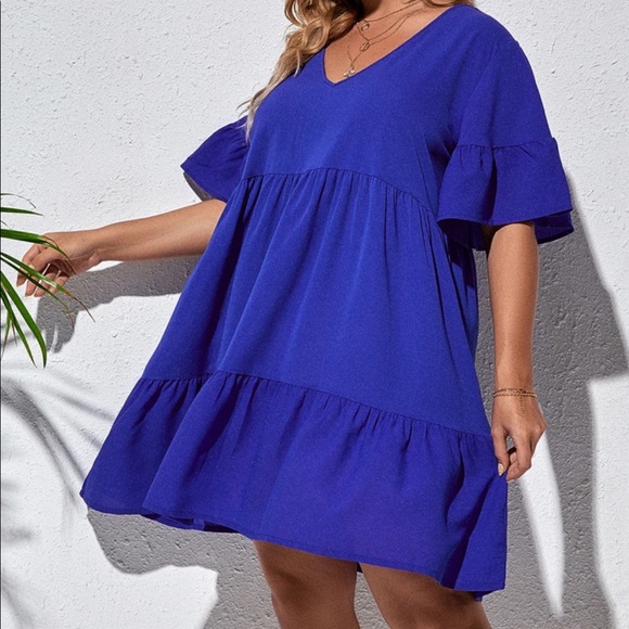 Dresses & Skirts - Boho ruffle hem smock dress